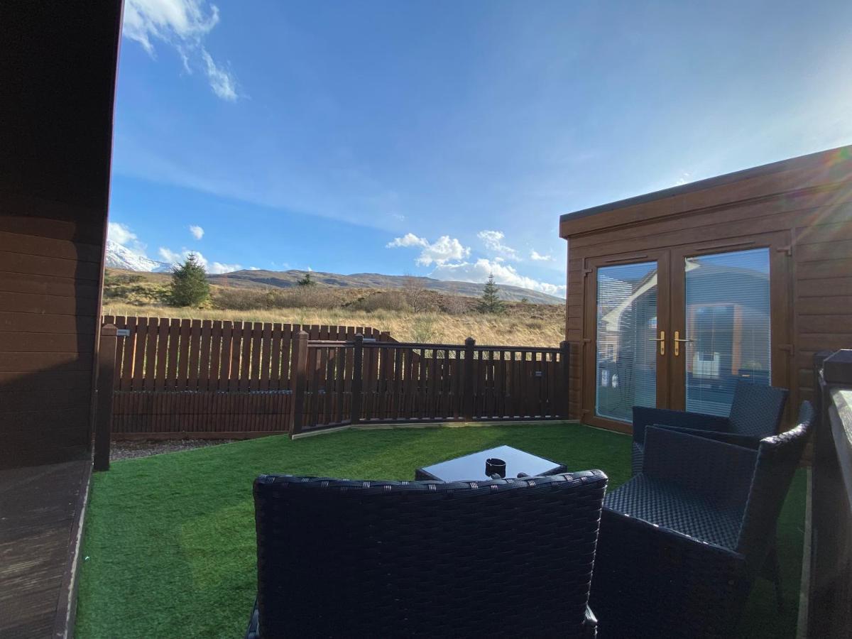 Highland Stays - Ben View Studio Pod & Jacuzzi Bath Fort William Eksteriør bilde
