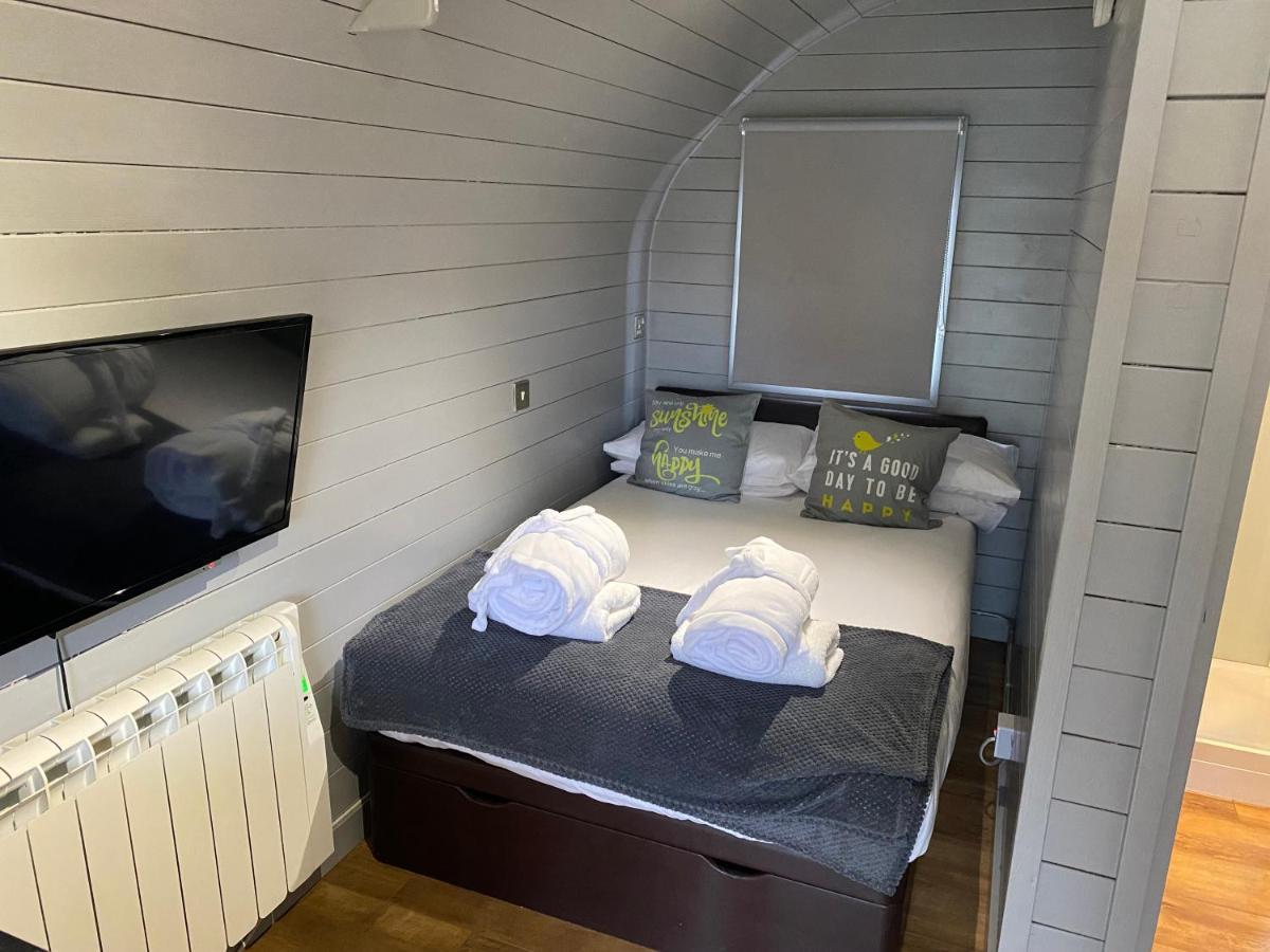Highland Stays - Ben View Studio Pod & Jacuzzi Bath Fort William Eksteriør bilde